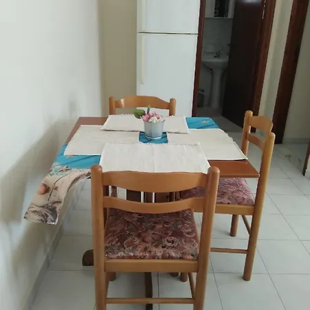 Ermioni Apartments *